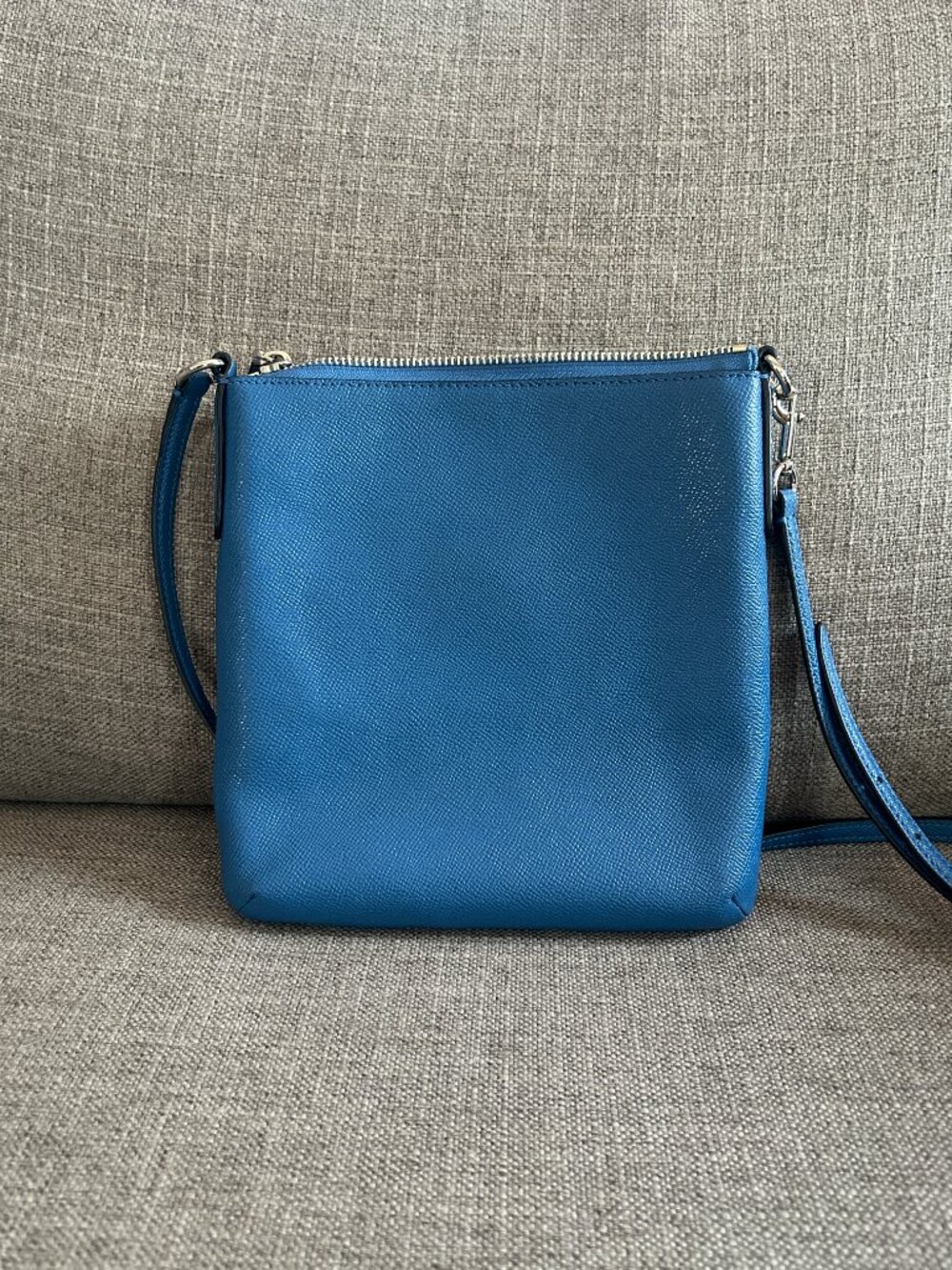 Coach Kitt Messenger Crossbody Bag Blue Crossgrain Leather Exterior Pocket Chic - Picture 2 of 13